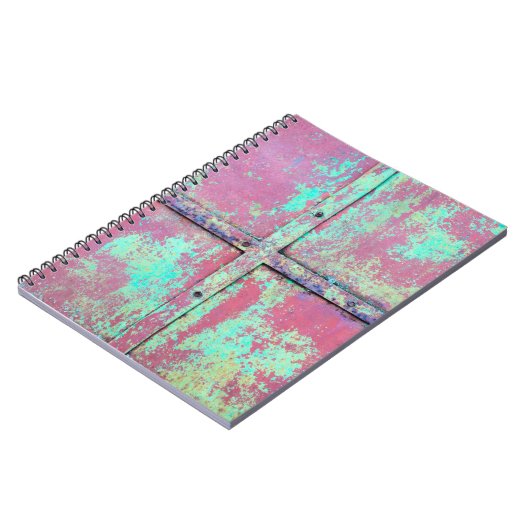 Old green painted wall with rust texture. Grunge r Notitieboek (Linkerzijde)