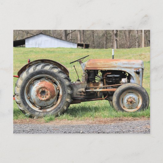 Old Rusty Tractor By A Fence In the Country Briefkaart (Voorkant)