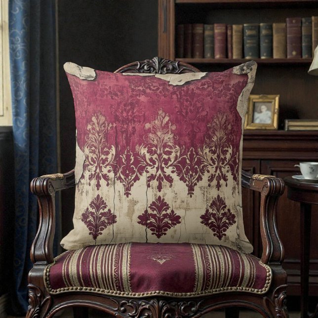 Old Victorian Dark Red Maroon Floral Kussen (Creator heeft geüpload)