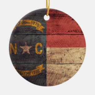 Old Wood North Carolina Flag; Keramisch Ornament