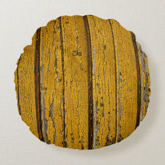 Old yellow door or fence with different paint, nat rond kussen