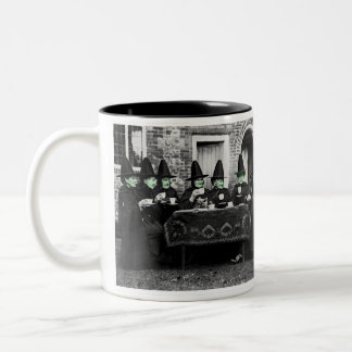 Olde Salem Witches Morning Coffee Tweekleurige Koffiemok