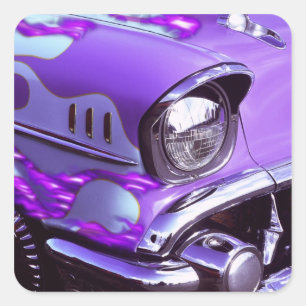 Oldtimer: Chevrolet met brandende motorkap Vierkante Sticker