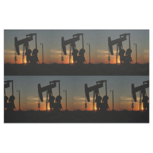Oliepompaansluiting op zonsondergang 9" stof