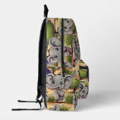 Olifant Baby springt vrolijk in Afrikaanse savanne Bedrukte Rugzak (Links)