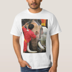 Olifant badtijd ... Ayutthaya, Thailand T-shirt