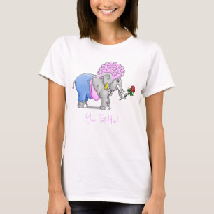 Olifant's rode roos voor Valentijnsdag T-shirt