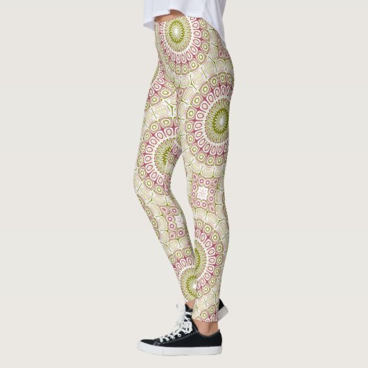 Olijf en Roos Mandala Pattern Leggings (Links)