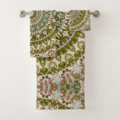 Olijfgroen en pastel mandala patroon bad handdoek (Insitu)