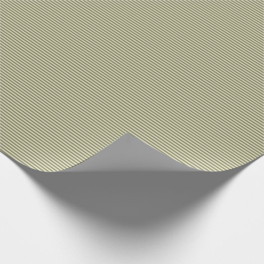 Olijfgroen en Tan Thin Stripes Cadeaupapier (Hoek)