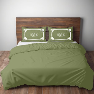 Olijfgroen Griekse Key Monogram Standaard Kussensloop