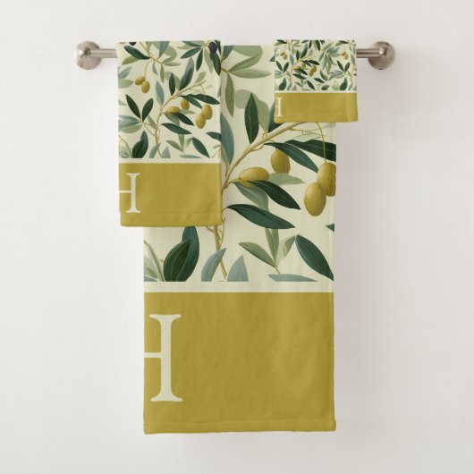Olive Branch Monogram Initial Bad Handdoek (Insitu)