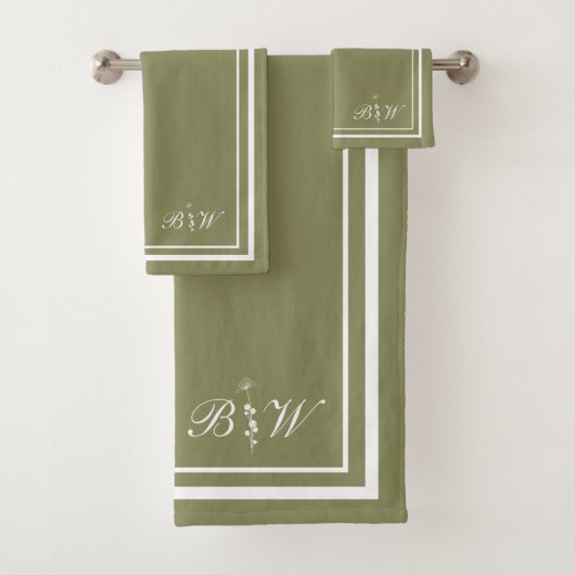 Olive Green Border Script Girl Monogramme (En situation)