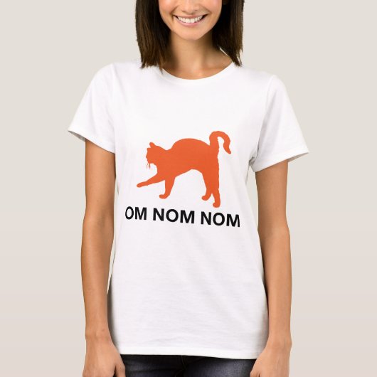 om nom nom cat tshirt (Voorkant)