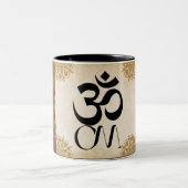 Om Symbole Mug (Centre)