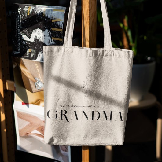 Oma | Chic Boho Lettertype & Bloemmotief Tote Bag