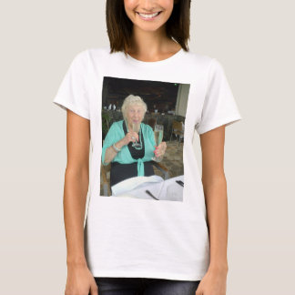 oma en haar verjaardag t-shirt