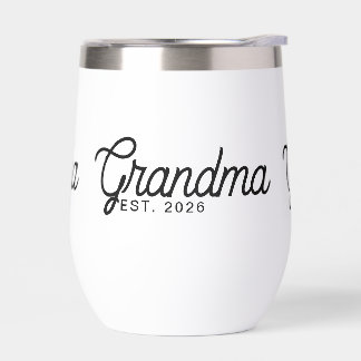 Oma heeft nieuwe oma-cadeau opgericht