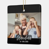 Oma Opgericht Wit script 3 foto Keramisch Ornament (Links)