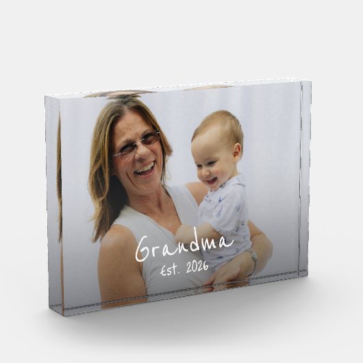 Oma Opgericht witte script 3 foto (Links)