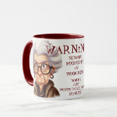 Oma oude dame sassy senior grappig citaat mok (Voorkant links)