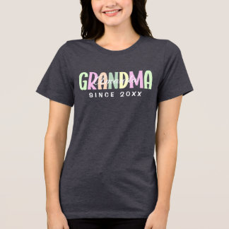 Oma Sinds 20XX Modern Eenvoudig Gepersonaliseerd Tri-Blend Shirt