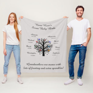 Oma Tree, 8 Names & Dates, zwart op grijs Fleece Deken