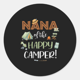 Oma van de gelukkige kampeerder eerste verjaardag ronde sticker