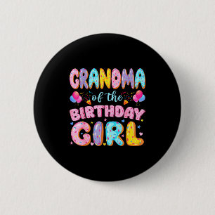 Oma van het jarige meisje zoete donut verjaardag ronde button 5,7 cm