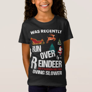 Oma werd overreden door een rendier... zo vergeven t-shirt