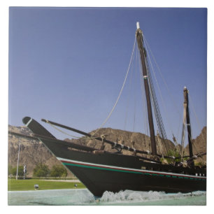 Oman, Muscat, Al Bustan. Al Bustan-rotonde, Tegeltje
