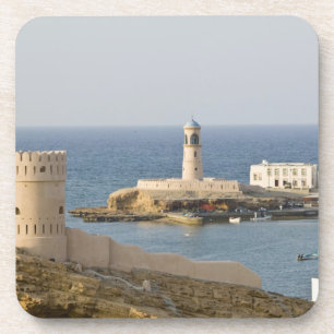 Oman, Sharqiya-regio, Sur. Torens van Al Ayajh Onderzetter