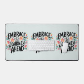 Omarm de reis vooruit Boho Floral Typography Bureaumat (Keyboard & Muis)