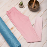 Ombre Trend Color Watermelon Pink Pastel Leggings<br><div class="desc">Elégante jolie pastèque rose ombre leggings de notre collection Automne & Hiver 2023/24 couleurs tendance offre un charme intemporel. Ces leggings roses et ténébreux de corail présentent un dégradé qui passe d'une teinte plus profonde et plus intense à la taille à une teinte plus douce et pastel vers les jambes....</div>