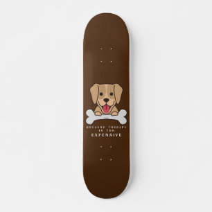 OMDAT THERAPIE TE KOMENDE, grappige hond IS Skateboard