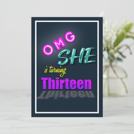 OMG ze maakt van 13 verrassingspartijuitnodiging (Staand voorkant)