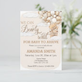 On peut attendre le Baby shower Invitation Teddy (Debout devant)