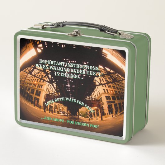 Onder de metalen doos "L" (Voorkant)