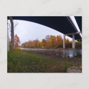 Onder het Bridge Park in Autumn, Dublin, Ohio Briefkaart