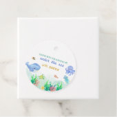 Onder het Zee Nautical Whale Turtle Birthday Bedankjes Labels (In situ)