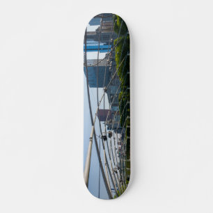 Onder Pritzker Pavilion Skateboard