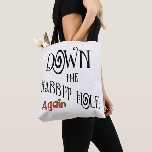 Onderaan de Rabbit Hole Opnieuw Canvas tas (Dichtbij)