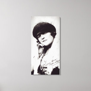Ondergetekende foto van Marie Lloyd Canvas Afdruk