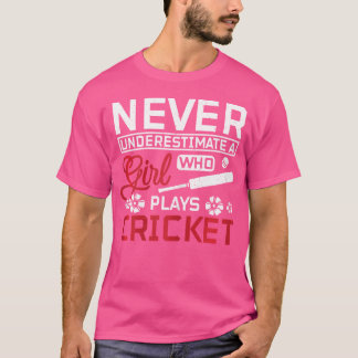 Onderschat nooit een meisje dat cricket speelt t-shirt