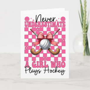 Onderschat nooit een meisje dat hockey speelt Coqu Kaart