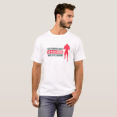 Onderschat nooit een oud Man dat van boxing houdt T-shirt (Voorkant volledig)