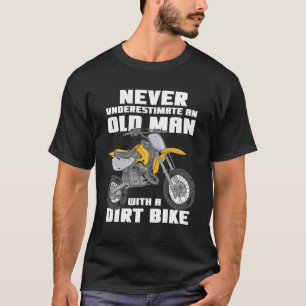 Onderschat nooit een oud Man met een vuile bike T-shirt