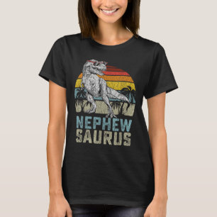 Onderschat nooit een oude man met een sigaar Humor T-shirt