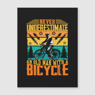 Onderschat nooit een oude man op een fiets