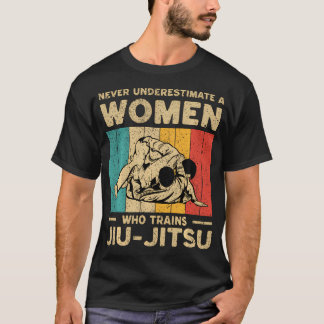 Onderschat vrouwen Bjj Braziliaans Jiu nooit T-shirt